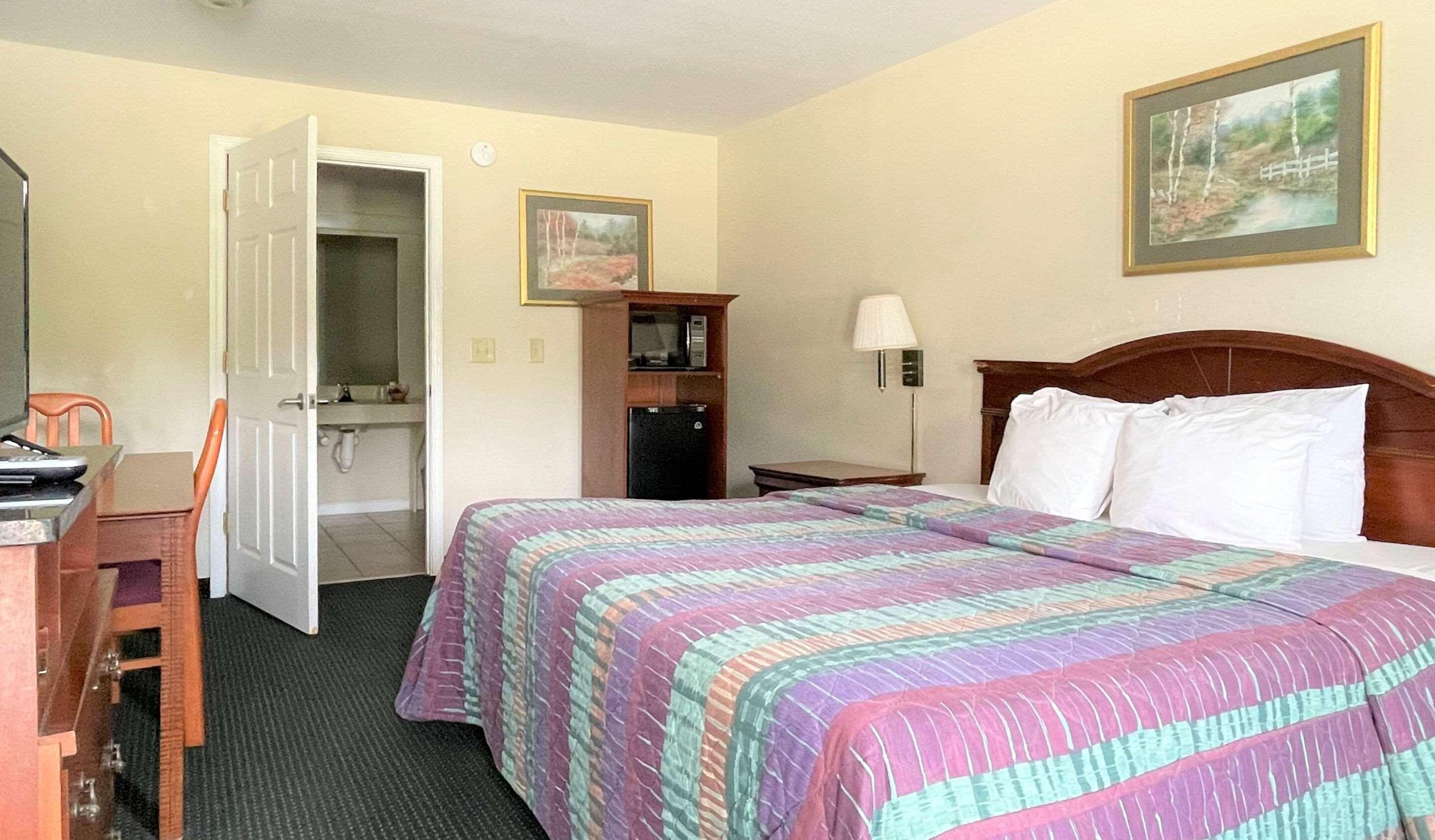 Days Inn Sandersville Exterior foto